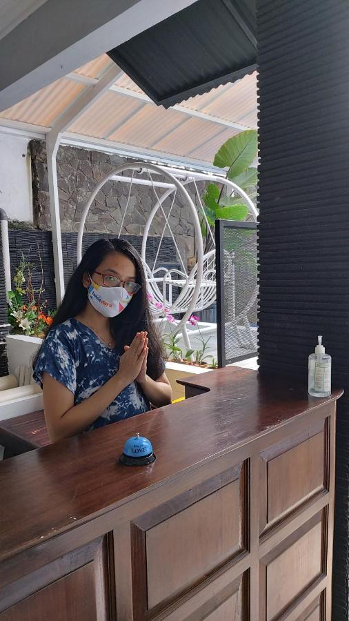 Tamadara Guesthouse Jogja Maguwo Kültér fotó